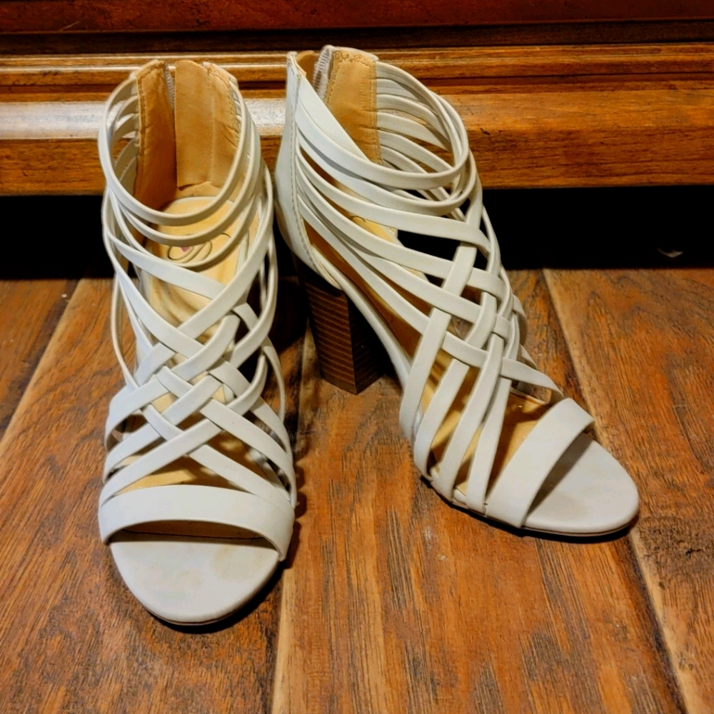 Nude heels